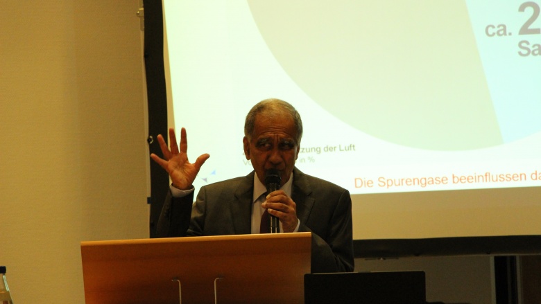 Gastredner Dr. Latif Gastredner Dr. Latif